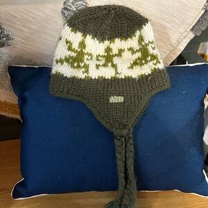 Dakine Olive & White Knit Earflap Beanie with Green Pattern